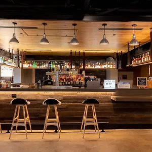 Moxy Downtown Hotel